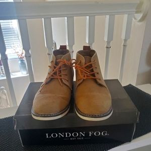 London Fog Chukka boots